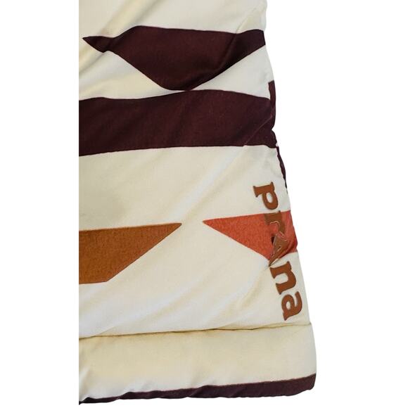 Prana Women’s Med Puffer Vest Hellebore Rose Hip Geo Duck Down Winter Fall Chic - Picture 3 of 9